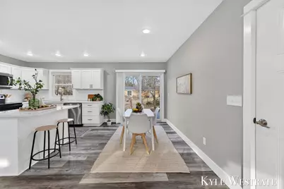 579 S Walker Road, Muskegon, MI 49442 - Photo 6