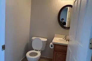 1426 Crimson Way, Walled Lake, MI 48390 - Photo 10