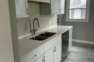 457 Ainsworth Cir, Ypsilanti, MI 48197 - Photo 2