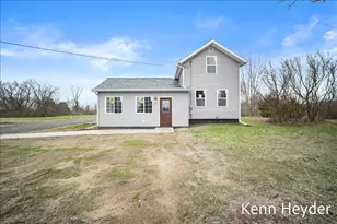 232 23rd St, Otsego, MI 49078 - Photo 2