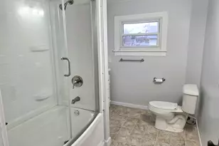 406 E McDevitt Ave, Jackson, MI 49203 - Photo 14