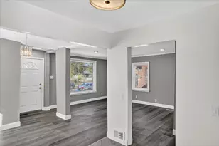 8222 Roselawn St, Detroit, MI 48204 - Photo 16