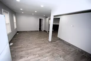 1872 Champaign Rd, Lincoln Park, MI 48146 - Photo 4