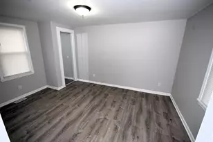 1872 Champaign Rd, Lincoln Park, MI 48146 - Photo 10