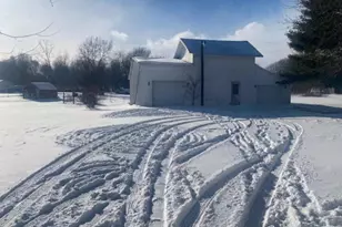 520 S Broadway St, Union City, MI 49094 - Photo 4