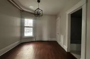 447 W Walnut St, Kalamazoo, MI 49007 - Photo 6