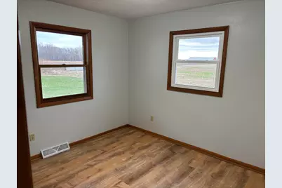 17932 Indian Prairie Road, White Pigeon, MI 49099 - Photo 8