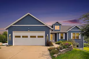 3125 Meadow Hills Dr, Middleville, MI 49333 - Photo 2