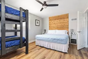 21557 Lake St, Cassopolis, MI 49031 - Photo 10