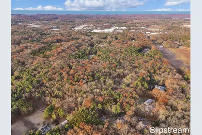 18651 W Spring Lake Road, Spring Lake, MI 49456 - Photo 2