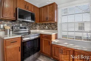 3474 McCracken St, Norton Shores, MI 49441 - Photo 10