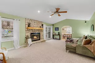 10466 N Riverview Dr, Plainwell, MI 49080 - Photo 2