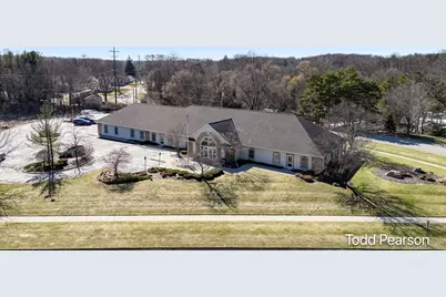 4211 Division Avenue N, Comstock Park, MI 49321 - Photo 2