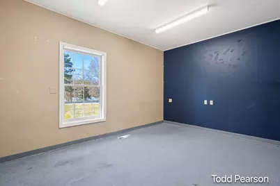 4211 Division Avenue N, Comstock Park, MI 49321 - Photo 14