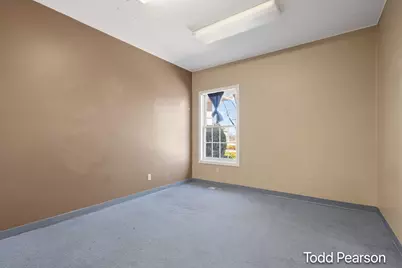 4211 Division Avenue N, Comstock Park, MI 49321 - Photo 26