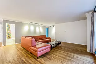 1050 Wall St, Ann Arbor, MI 48105 - Photo 4