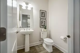 3077 N Spurway Dr, Ann Arbor, MI 48105 - Photo 26