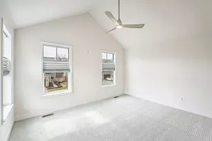 3077 N Spurway Dr, Ann Arbor, MI 48105 - Photo 36