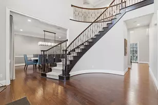 2424 Highland Dr, Ann Arbor, MI 48105 - Photo 4