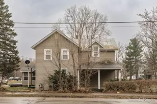 926 E Main Street SE, Lowell, MI 49331 - Photo 2