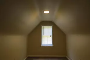 20204 Kenosha St, Harper Woods, MI 48225 - Photo 10