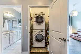 5502 Arbor Chase Dr, Ann Arbor, MI 48103 - Photo 20