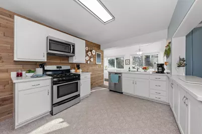 11159 W Perch Lake Drive W, Cement City, MI 49233 - Photo 38