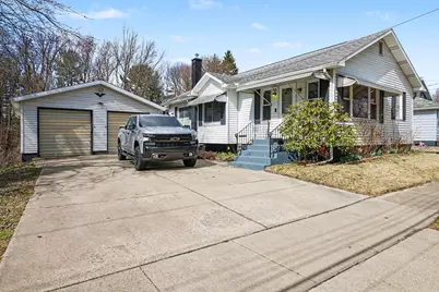 329 Chippewa Street, Buchanan, MI 49107 - Photo 1