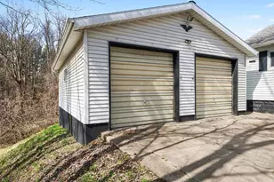 329 Chippewa St, Buchanan, MI 49107 - Photo 22