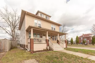 35324 Chestnut St, Wayne, MI 48184 - Photo 2