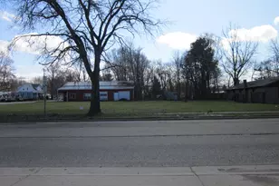 524 E Main St, Hartford, MI 49057 - Photo 1