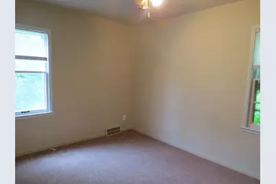 17538 Matthews Street, Riverview, MI 48193 - Photo 8