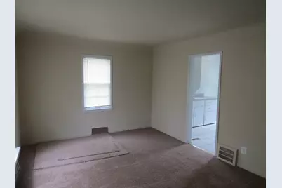 17538 Matthews Street, Riverview, MI 48193 - Photo 6