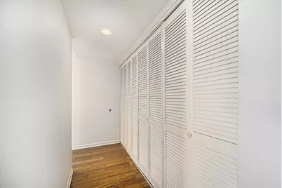1325 S Maple Road #201, Ann Arbor, MI 48103 - Photo 14