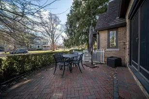 1138 Lincoln Ave, Ann Arbor, MI 48104 - Photo 2