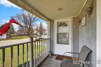 902 S Hayes Street, Hastings, MI 49058 - Photo 4