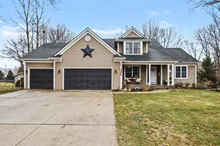 69739 Roy Dr, Edwardsburg, MI 49112 - Photo 2