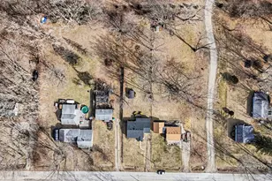 7134 Maplewood Dr, Temperance, MI 48182 - Photo 24