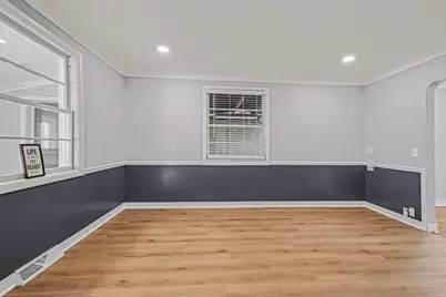 7134 Maplewood Drive, Temperance, MI 48182 - Photo 6