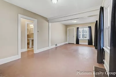 254 W Southern Avenue, Muskegon, MI 49441 - Photo 10