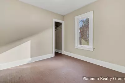 254 W Southern Avenue, Muskegon, MI 49441 - Photo 18