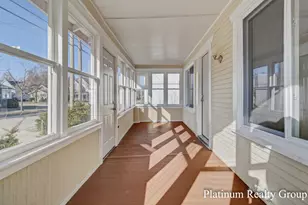 254 W Southern Ave, Muskegon, MI 49441 - Photo 6