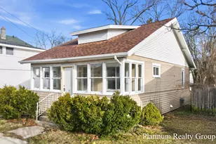 254 W Southern Ave, Muskegon, MI 49441 - Photo 2