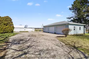 6629 N Branch Rd, Benton Harbor, MI 49022 - Photo 26