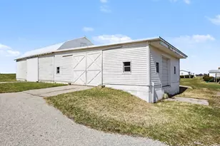 6629 N Branch Rd, Benton Harbor, MI 49022 - Photo 38