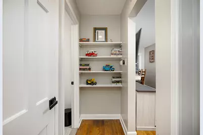 922 Cedarhill, Royal Oak, MI 48067 - Photo 16