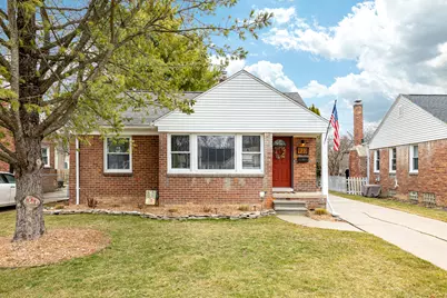 922 Cedarhill, Royal Oak, MI 48067 - Photo 2