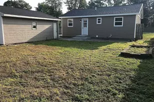 5647 Averill Ave SW, Grand Rapids, MI 49548 - Photo 2