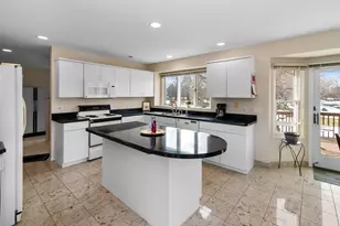 5958 Lohr Lake Dr, Ann Arbor, MI 48108 - Photo 22