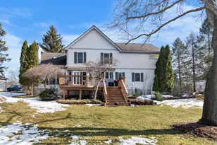 5958 Lohr Lake Dr, Ann Arbor, MI 48108 - Photo 6